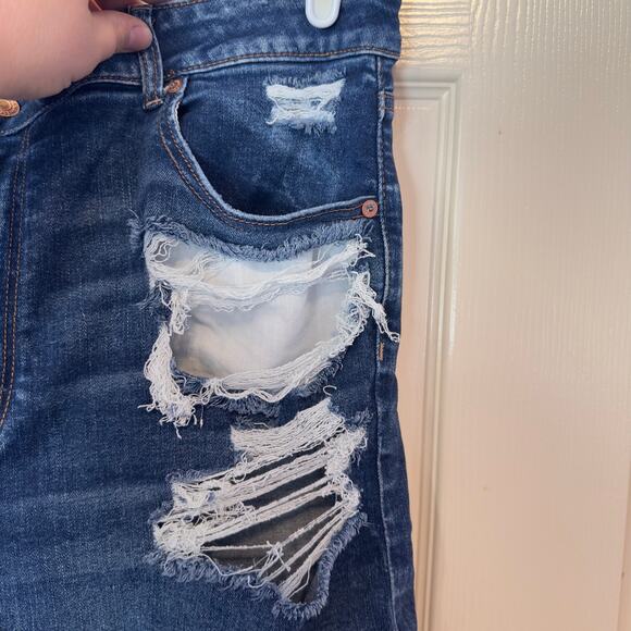 American Eagle Super Hi-Rise Shortie Denim Size 20 Distressed Next Level Stretch - Picture 4 of 11